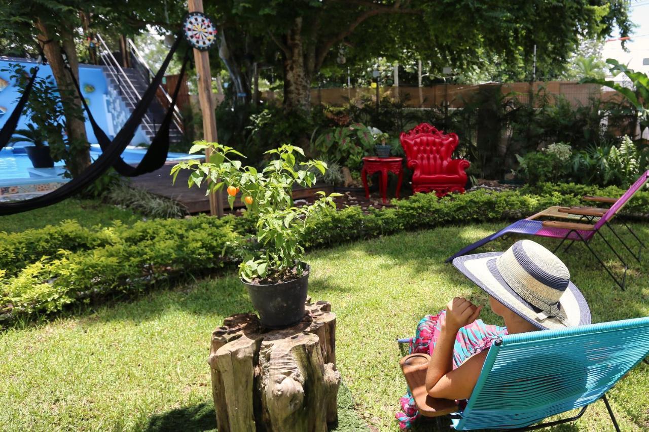 Casa Chukum Bacalar Exterior foto A backyard in the United States
